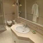 Luxurioese Mit Sonnenterrasse By Interhome * 모로델제블