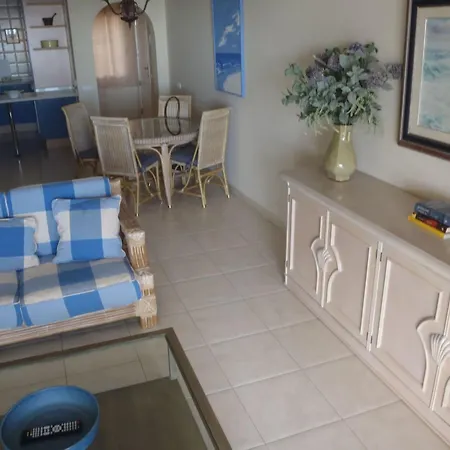 Διαμέρισμα Luxurioese Mit Sonnenterrasse By Interhome *