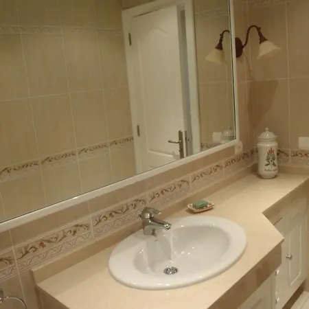 Luxurioese Mit Sonnenterrasse By Interhome Διαμέρισμα *