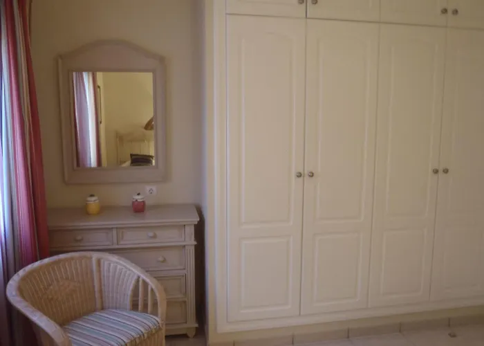 Luxurioese Mit Sonnenterrasse By Interhome